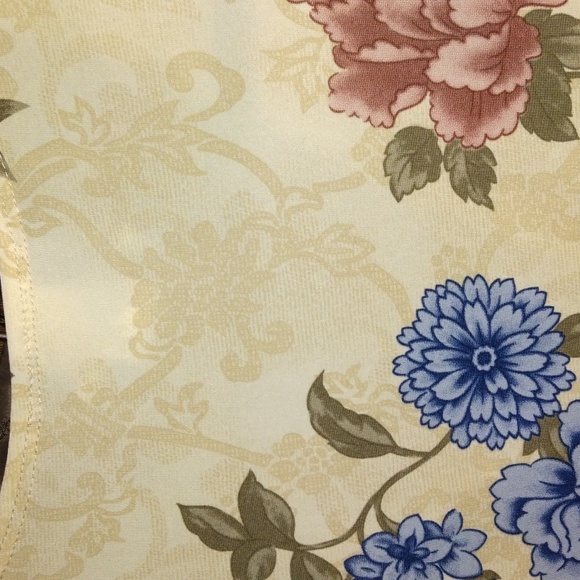 Jessica sport women's floral beige top Sz 10/12 - Picture 10 of 12